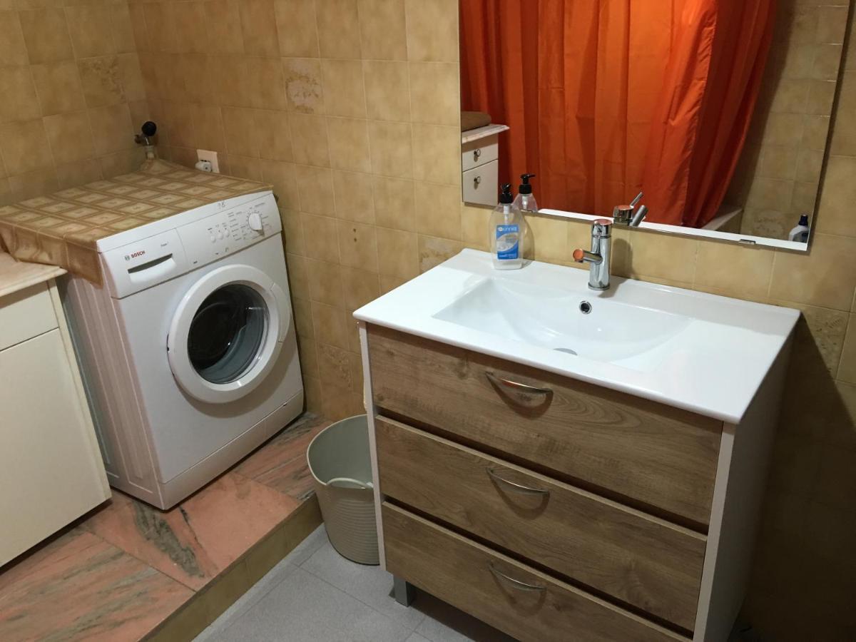 Apartamentos Playa De La Concha Porto de Espasante Kültér fotó