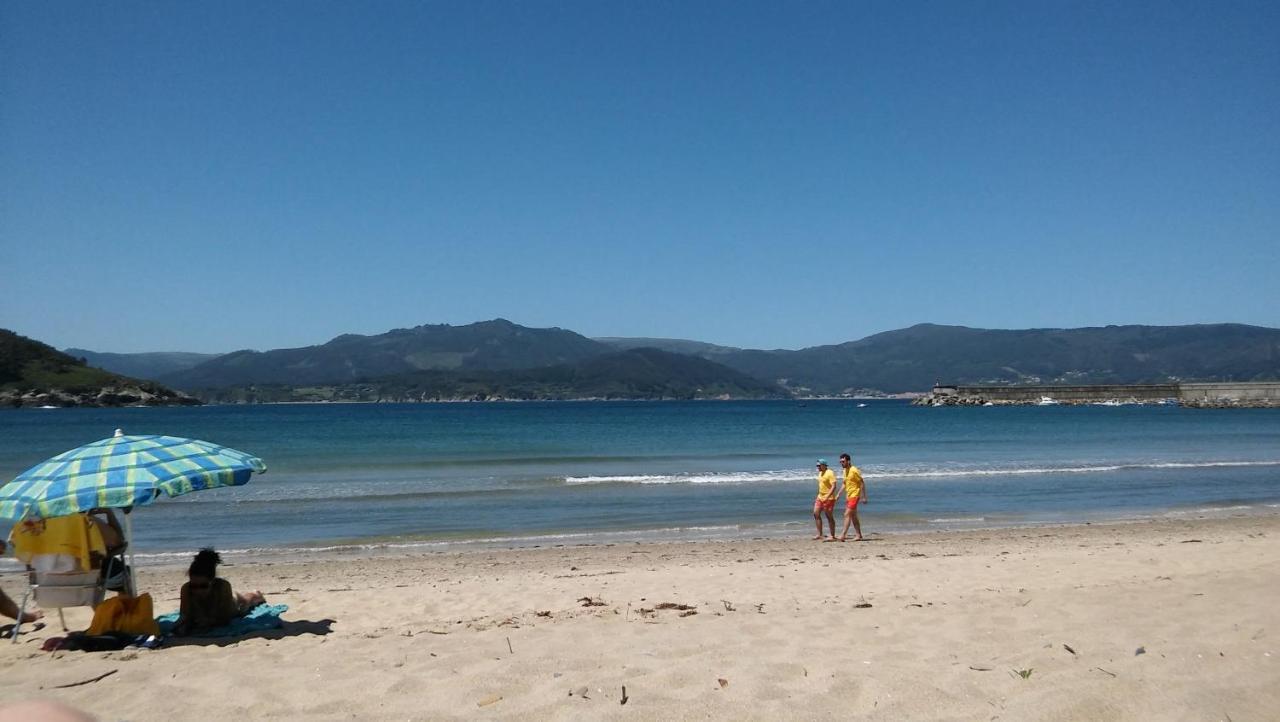 Apartamentos Playa De La Concha Porto de Espasante Kültér fotó